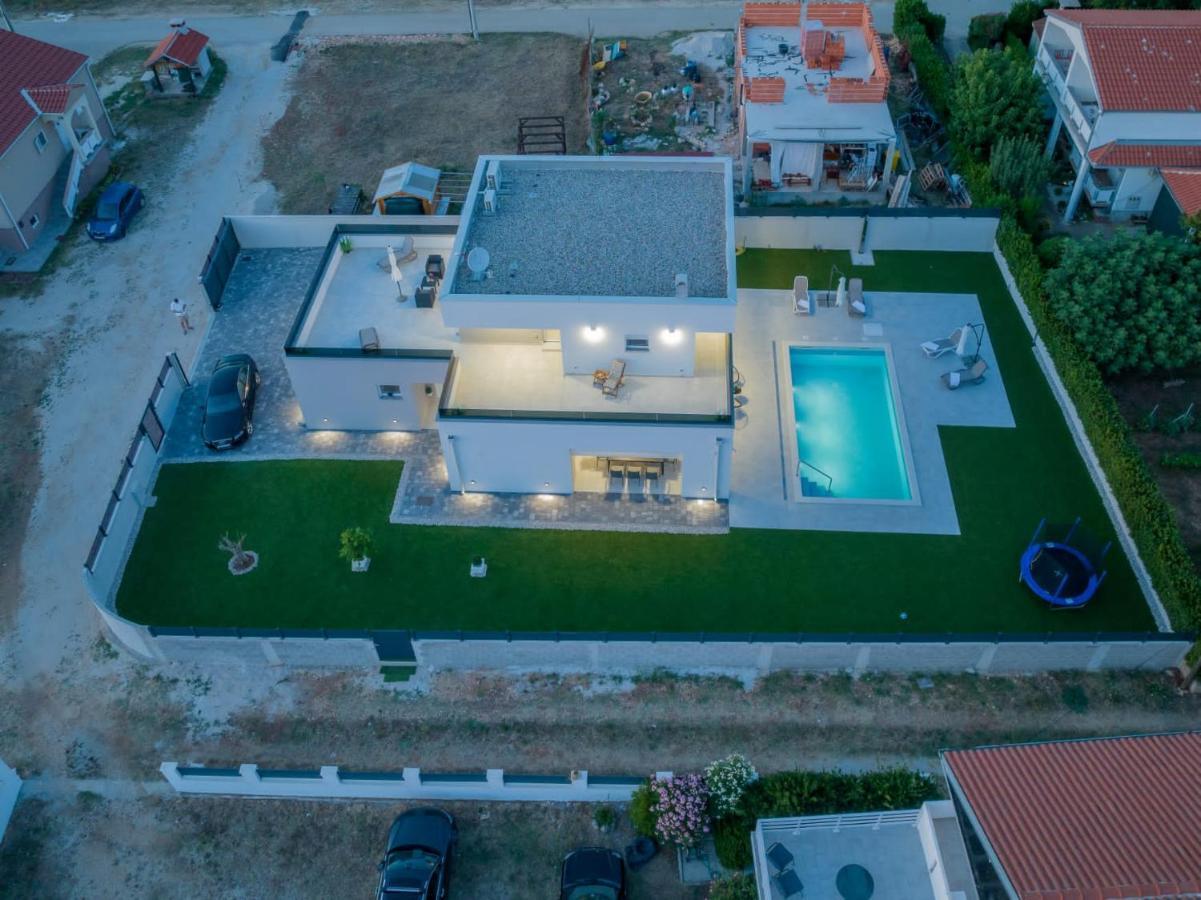 Villa Mara Vrsi Luaran gambar