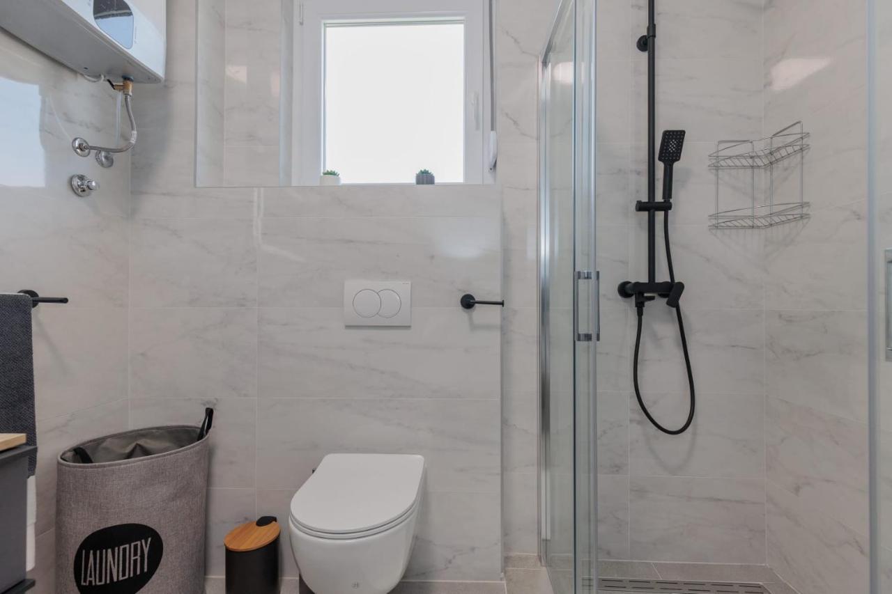 Villa Mara Vrsi Luaran gambar