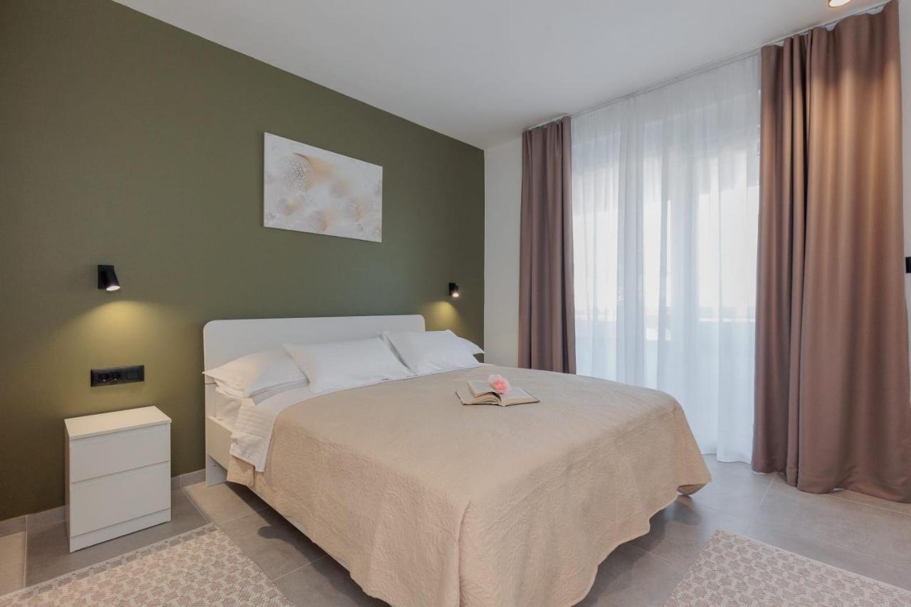Villa Mara Vrsi Luaran gambar