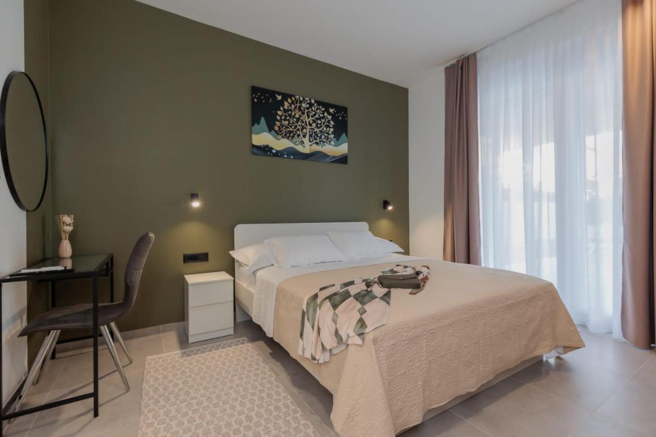 Villa Mara Vrsi Luaran gambar