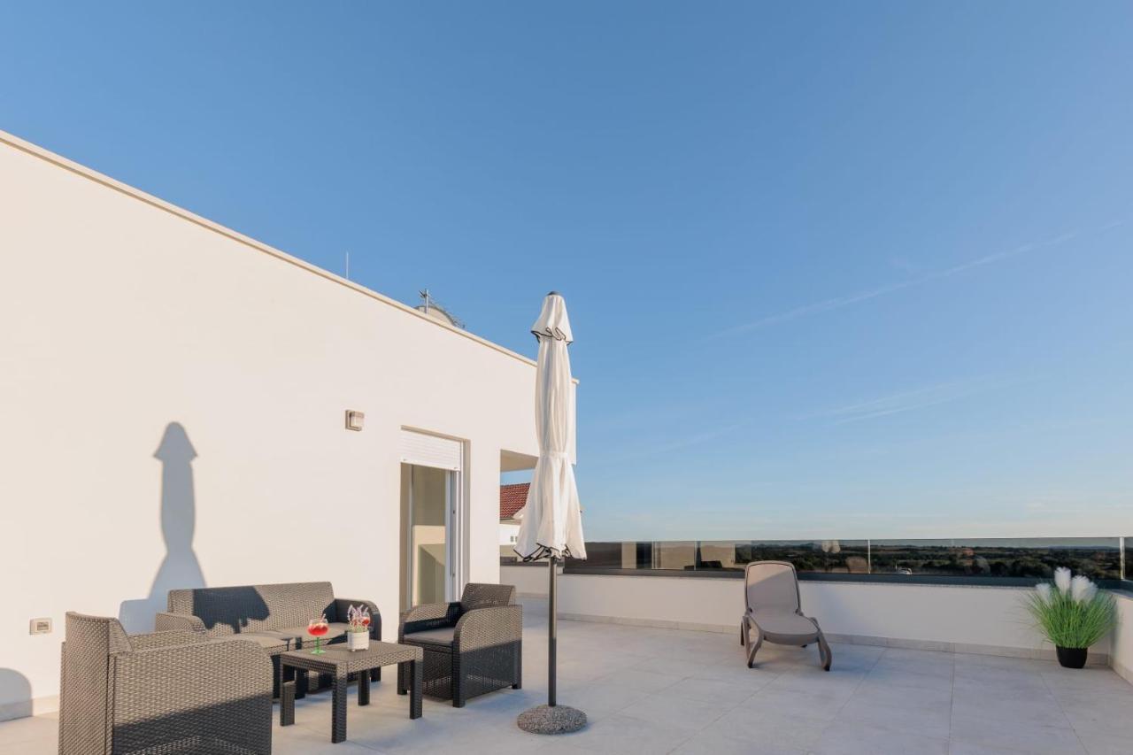 Villa Mara Vrsi Luaran gambar