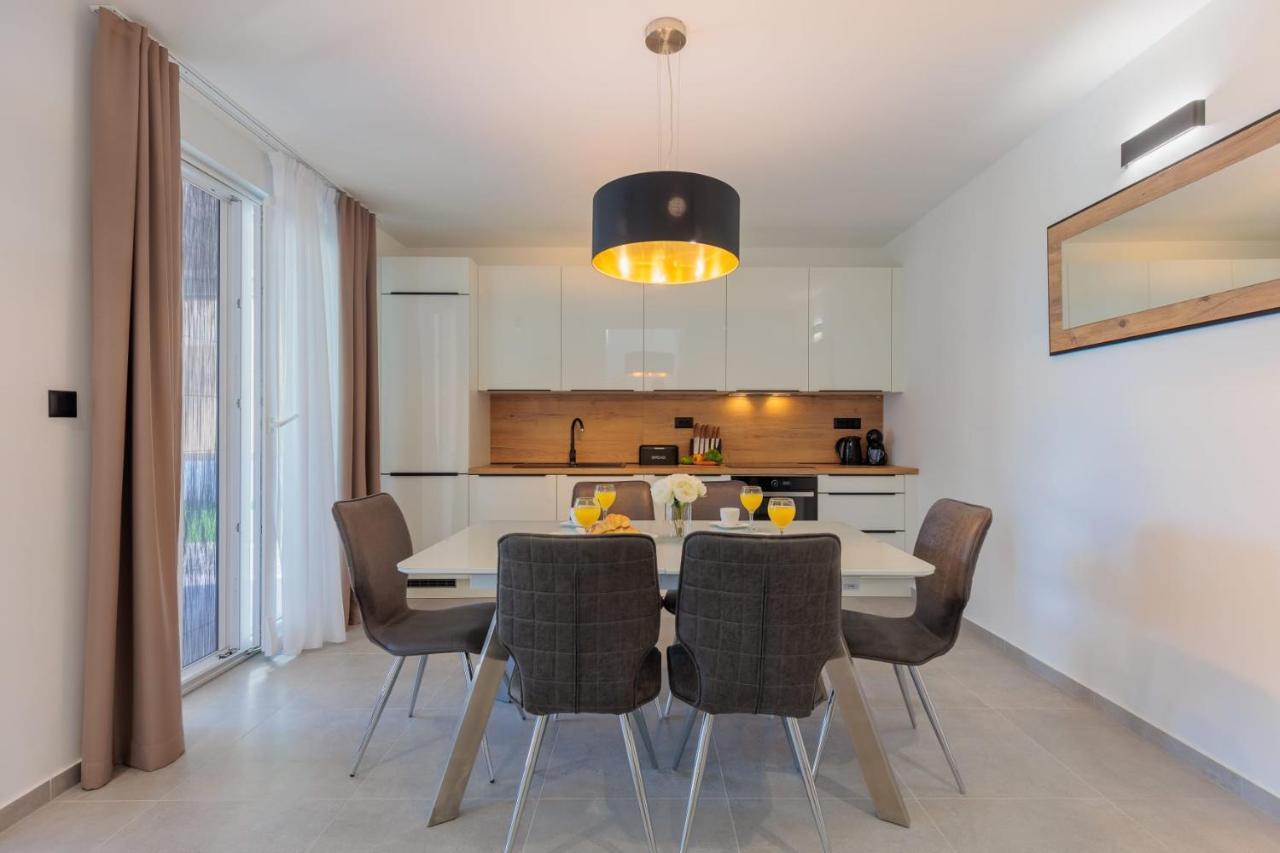 Villa Mara Vrsi Luaran gambar