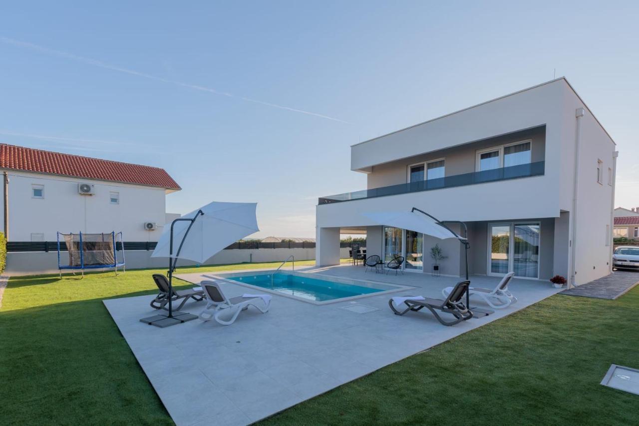 Villa Mara Vrsi Luaran gambar